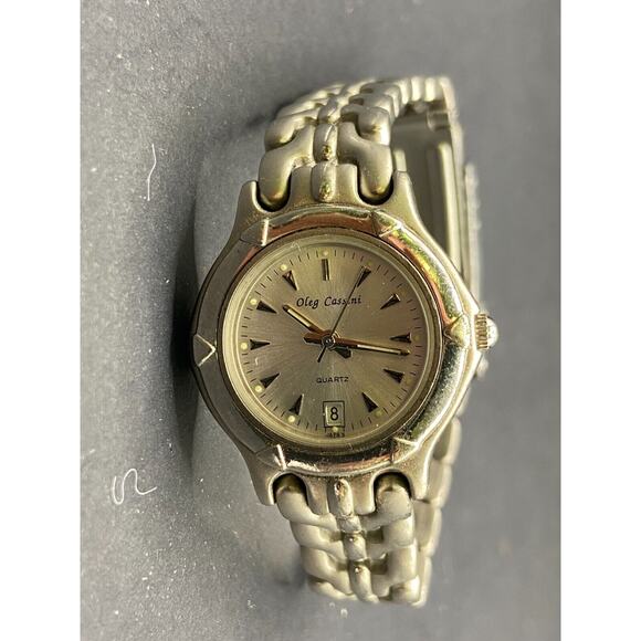 Oleg Cassini Watch Quartz Japan Ladies Date Watch Stainless Steel Silver Tone - Picture 1 of 10